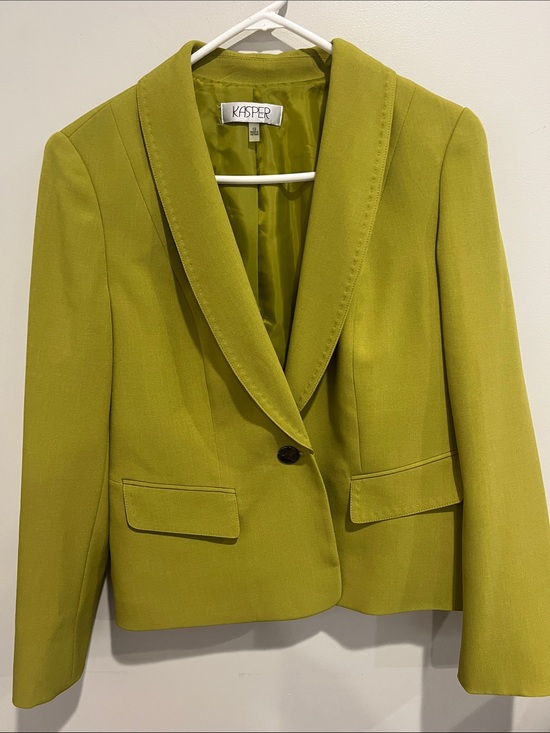 Kasper Jackets & Blazers - Kasper Women's Chartreuse Single-Button Blazer womens 12 career